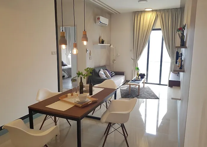 2R2B Luxurious Condo | Southview, Bangsar South