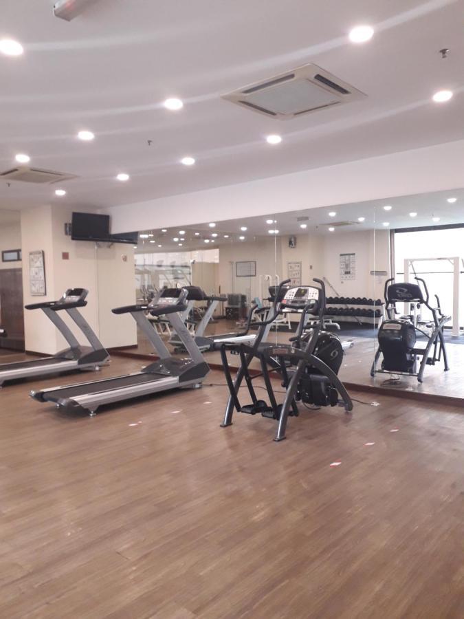 Golden Dream Service At Times Square Hotel 4*