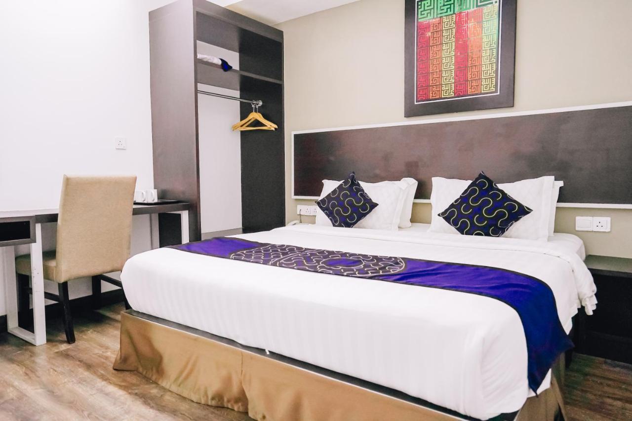 Greystone Midaris 3*