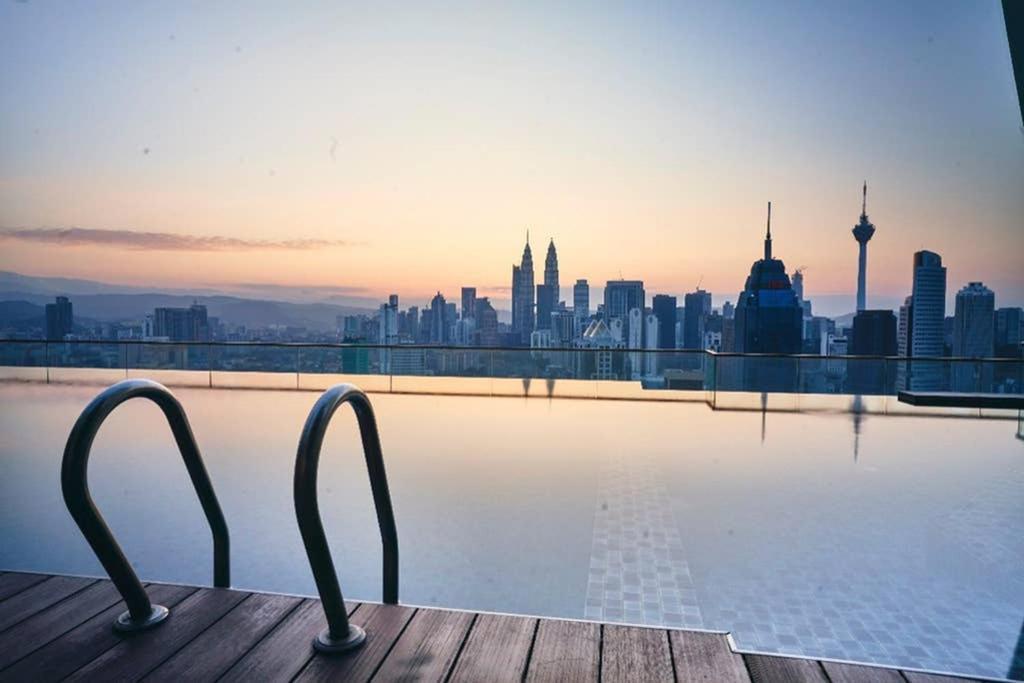 Apartment Klcc Regalia Infinity Pool *