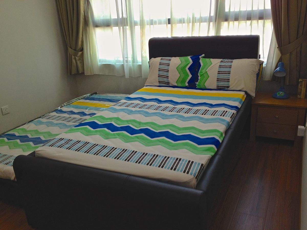 Km1 West Kuala Lumpur, Malaysia Homestay *