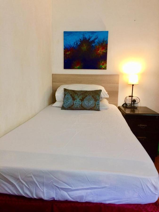 Budget Economy Singlebed Bedroom In Aman Puri, Kepong