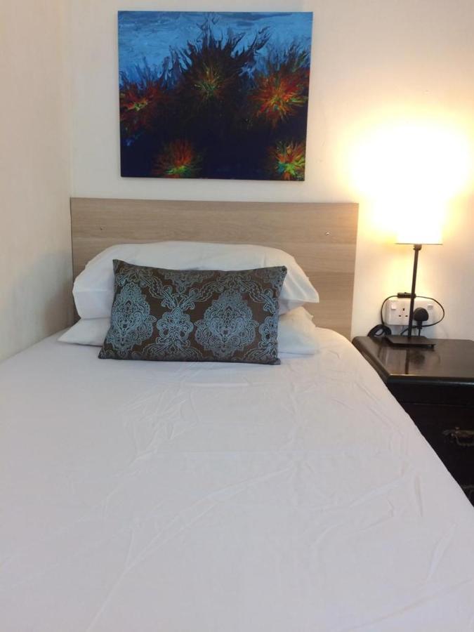 Homestay Budget Economy Singlebed Bedroom In Aman Puri, Kepong *