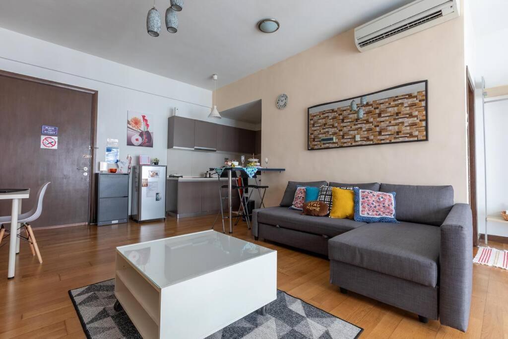 Apartamento Cozy Regalia Kl 吉隆玻 Lrt & Ktm @1 Parking & Wifi *