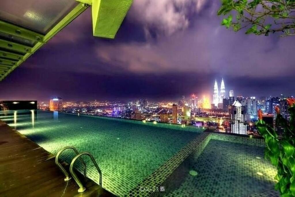 Apartamento Cozy Regalia Kl 吉隆玻 Lrt & Ktm @1 Parking & Wifi