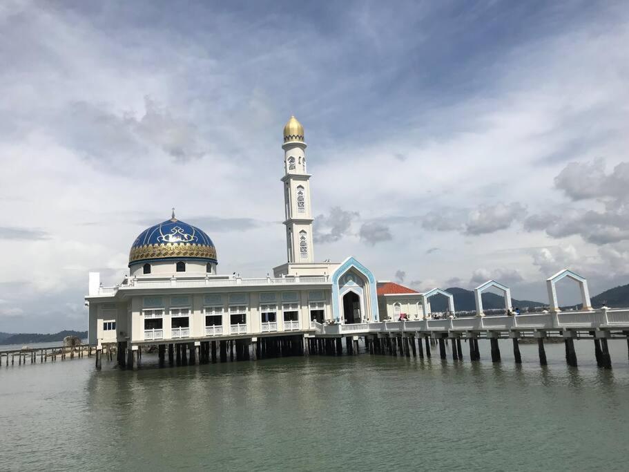 Cozy Regalia Kl 吉隆玻 Lrt & Ktm @1 Parking & Wifi Kuala Lumpur