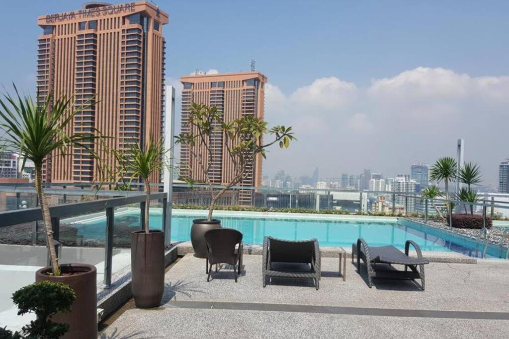 Apartment Fairlane 2mins Walk To Bukit Bintang Sunset View 2br 8-1 Wifi 100mbps Kuala Lumpur