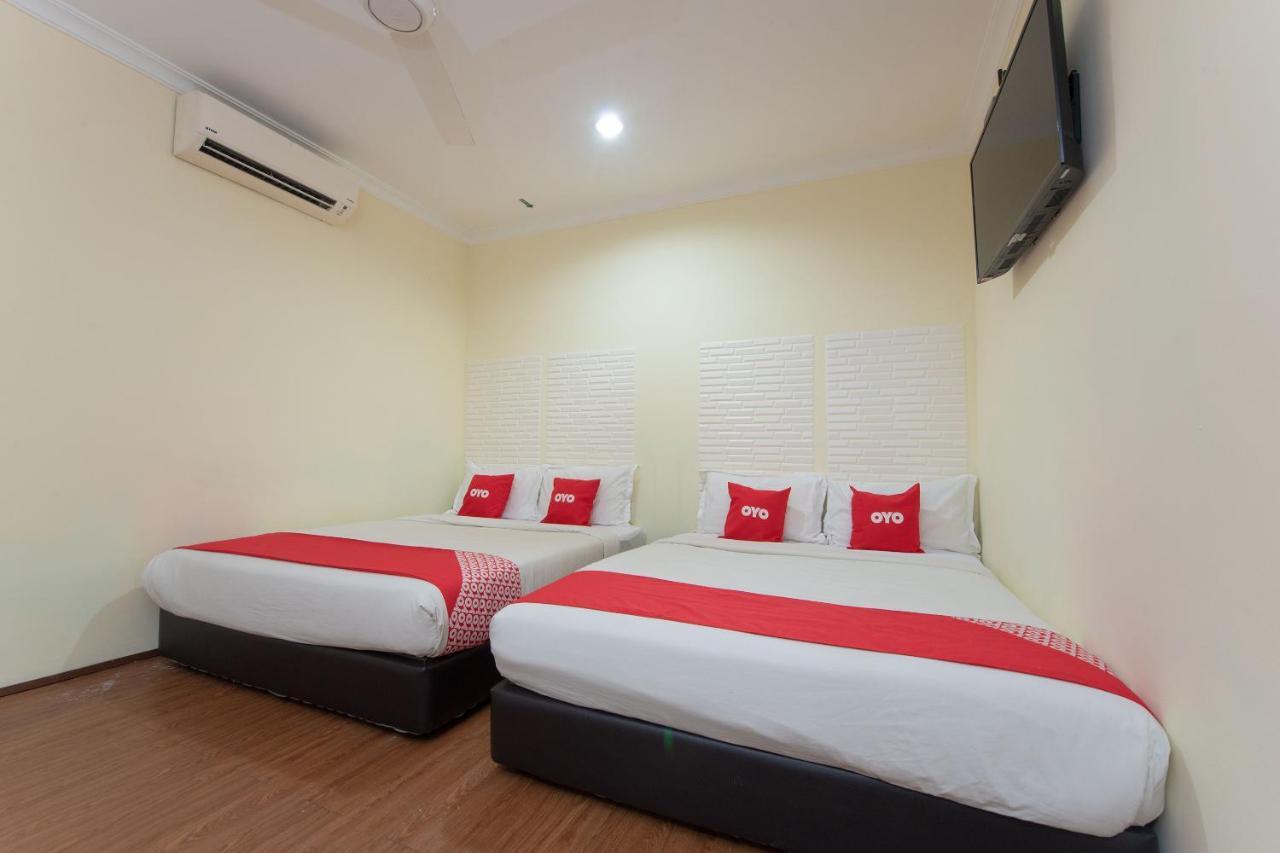 Oyo 90422 T-signature 2* Kuala Lumpur