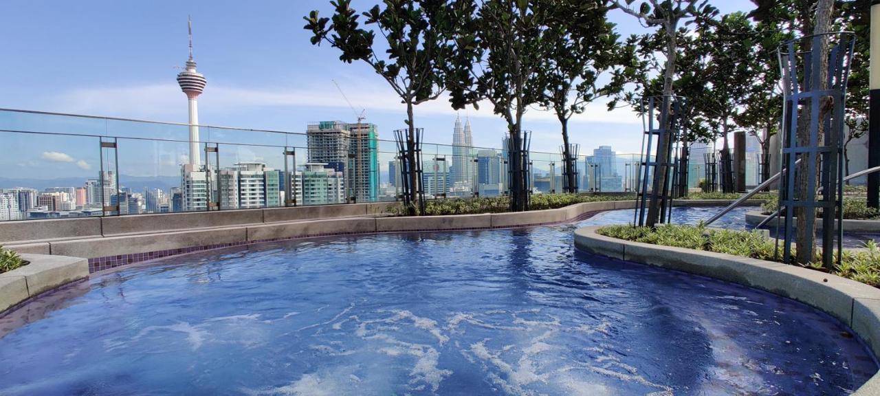 Infini Suites@ The Robertson Bukit Bintang Apartment *