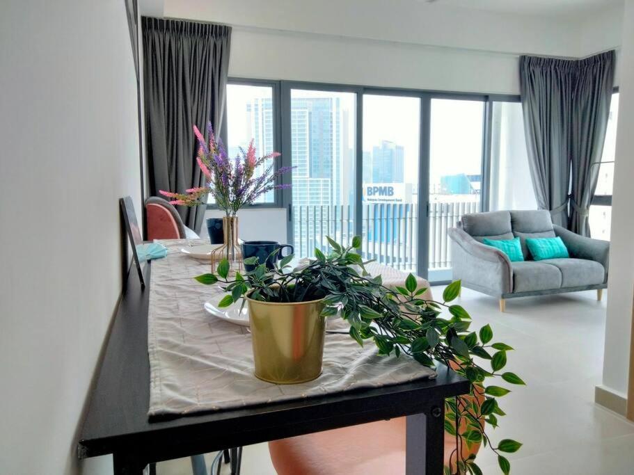 Apartamento Colony Klcc By Homebrickz
