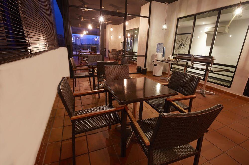 Zen Sakura Boutique Hotel
