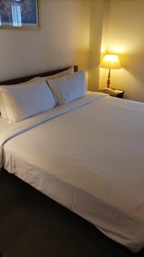 Apartment Smart At Times Square Kl *