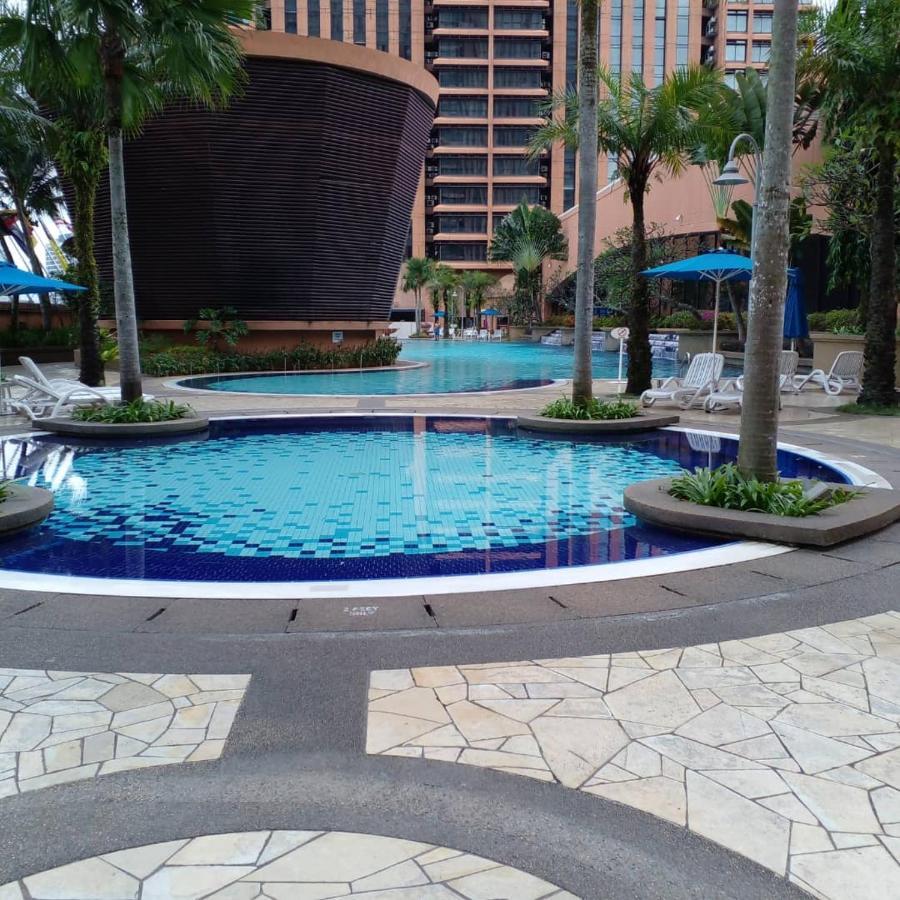 Apartment Smart At Times Square Kl