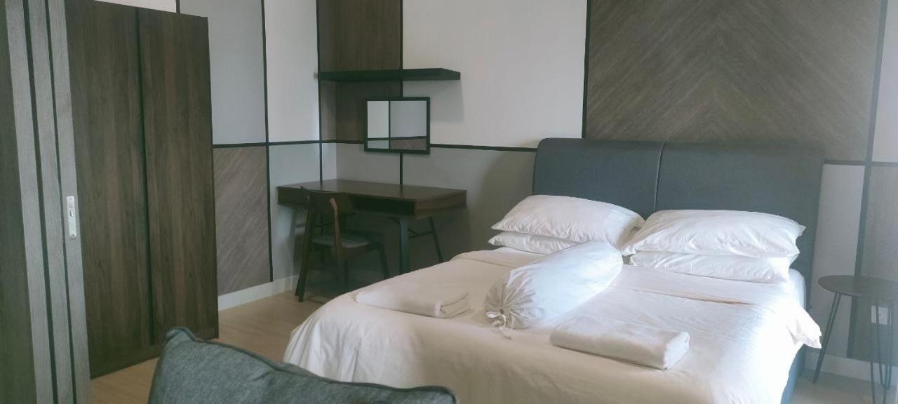Continew By Switzhome Apartemen *