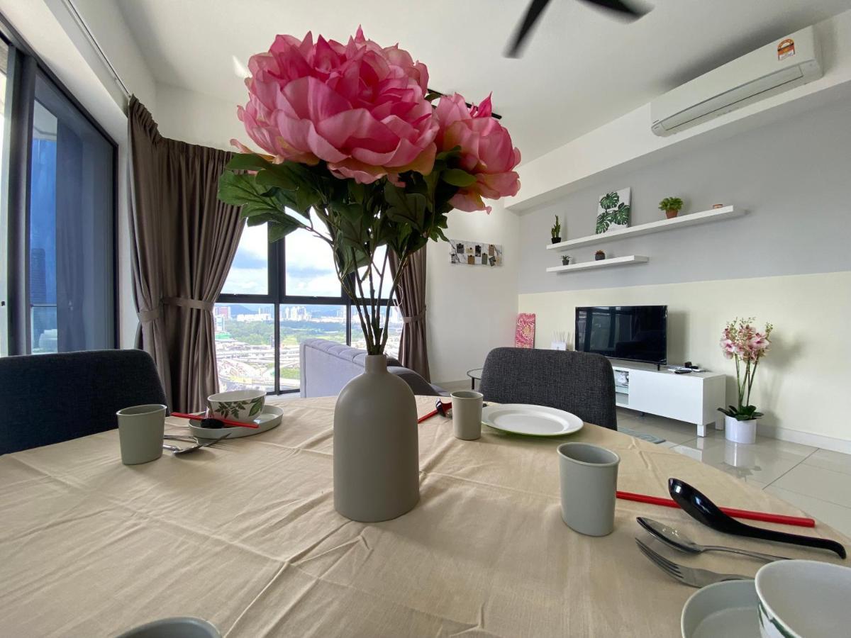 Happy Continew 2 Bedrooms - Trx Kl Kuala Lumpur