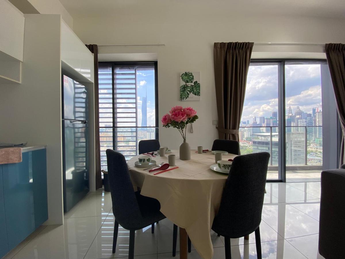 Happy Continew 2 Bedrooms - Trx Kl Apartment