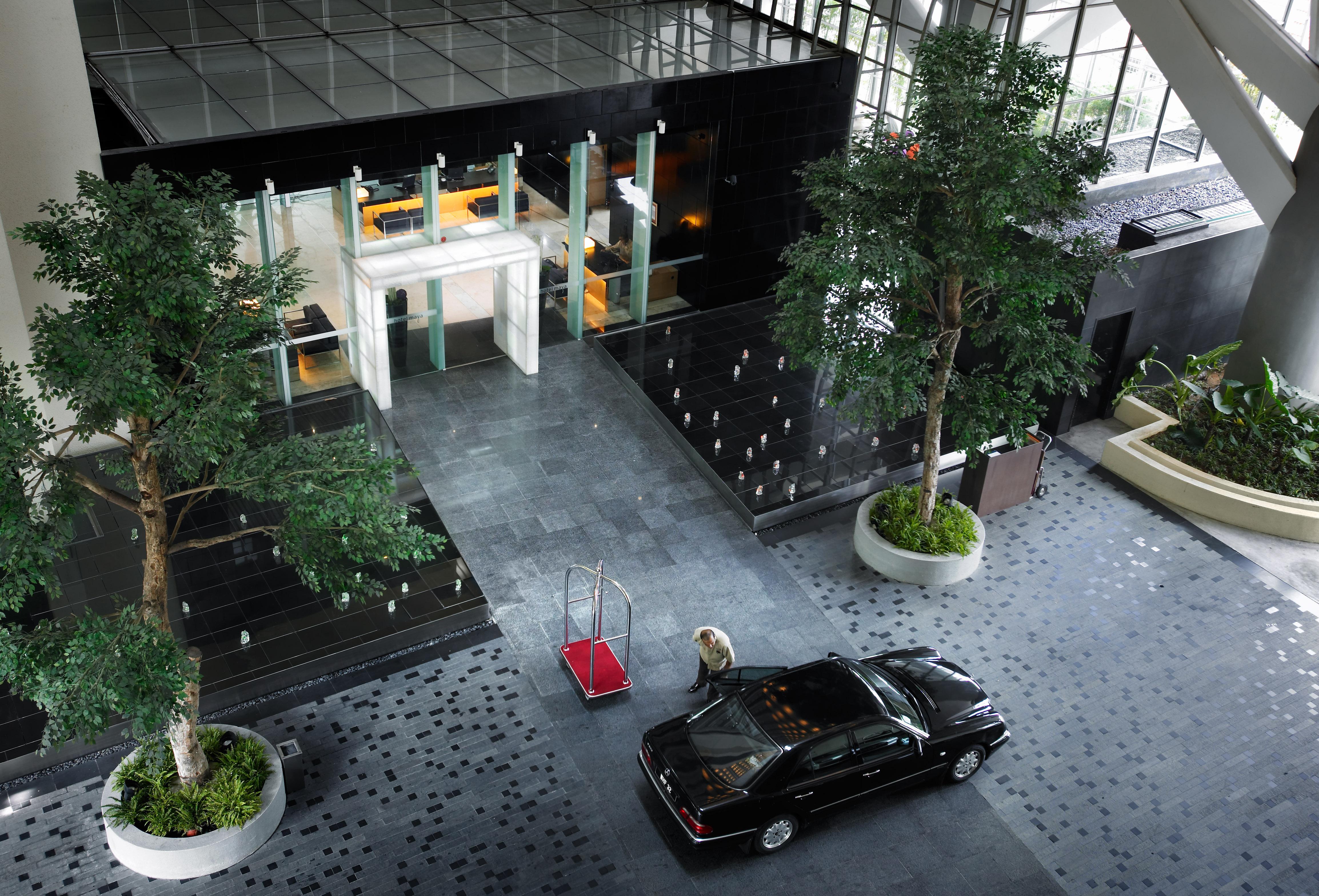 Maya Centre 5*
