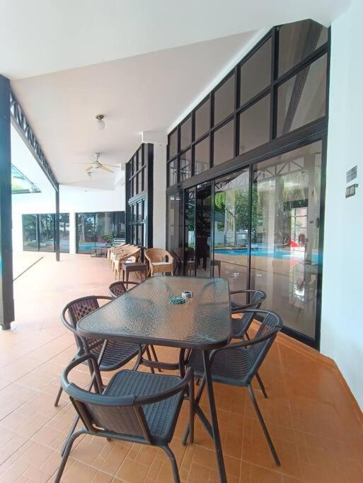 Titiwangsa9 Bungalow Pool Villa Kuala Lumpur