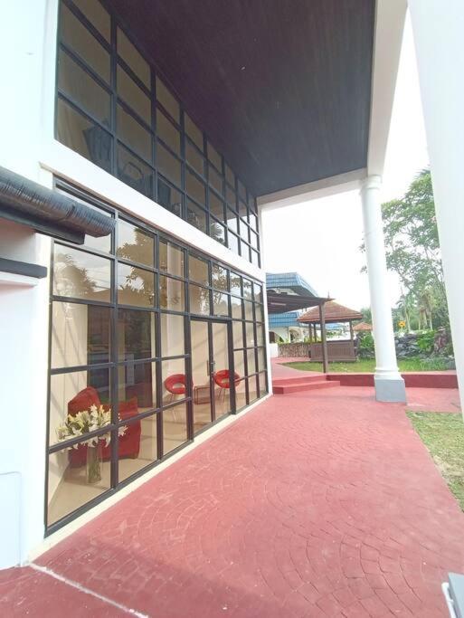 Titiwangsa9 Bungalow Pool * Kuala Lumpur