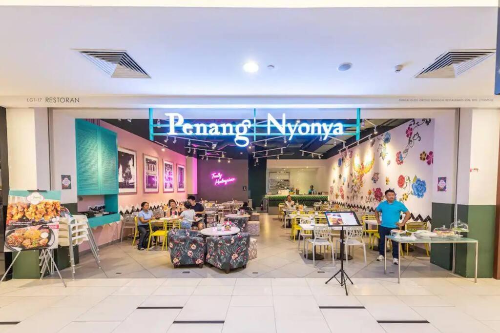 Ooak In Mont Kiara, Kuala Lumpur