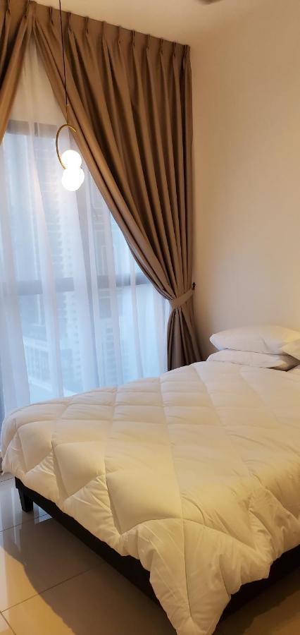 Trion Dual Key Option - Tallest Residential Tower Apartment Kuala Lumpur