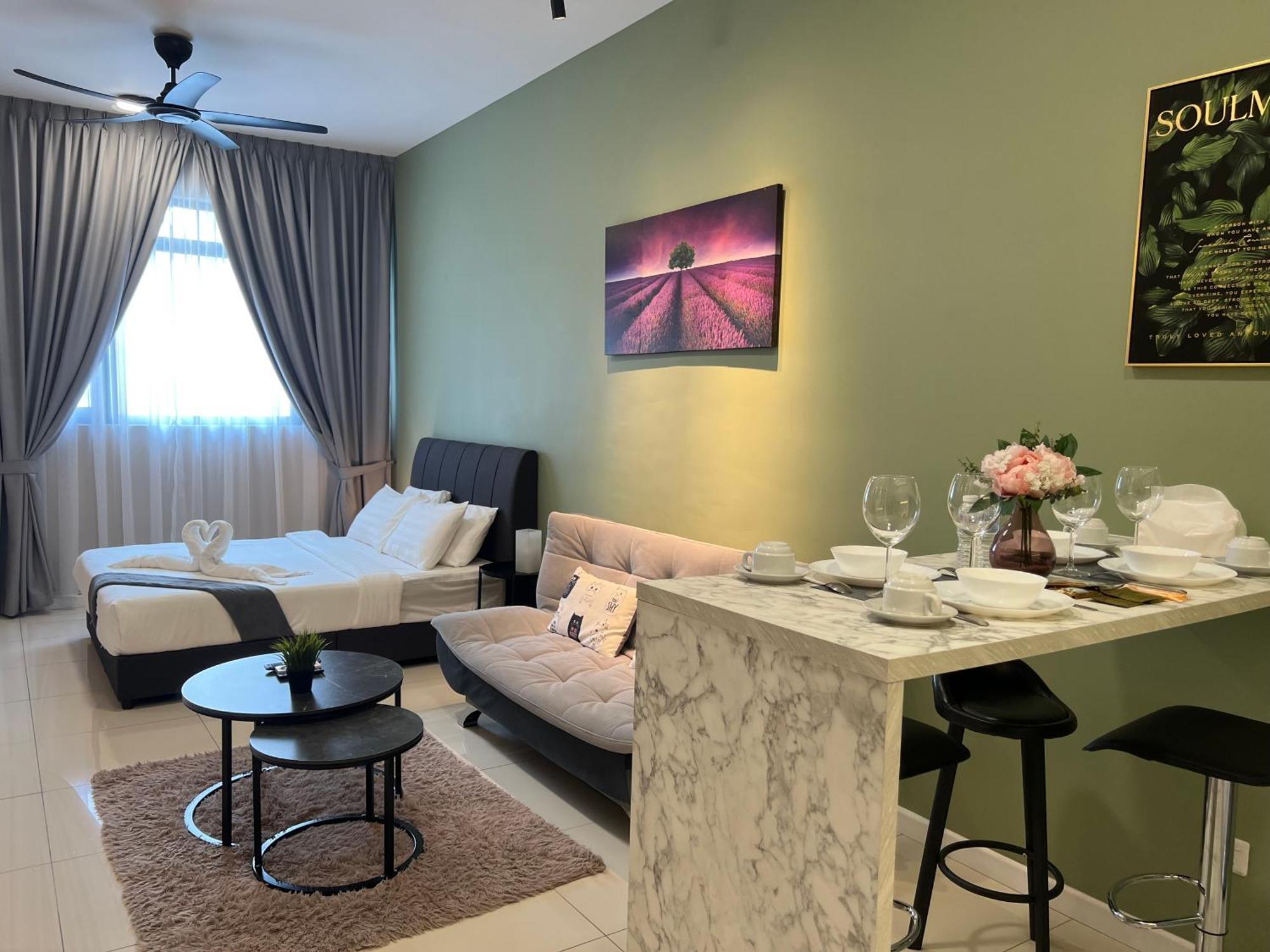 Apartment Chambers Couple Klcc *