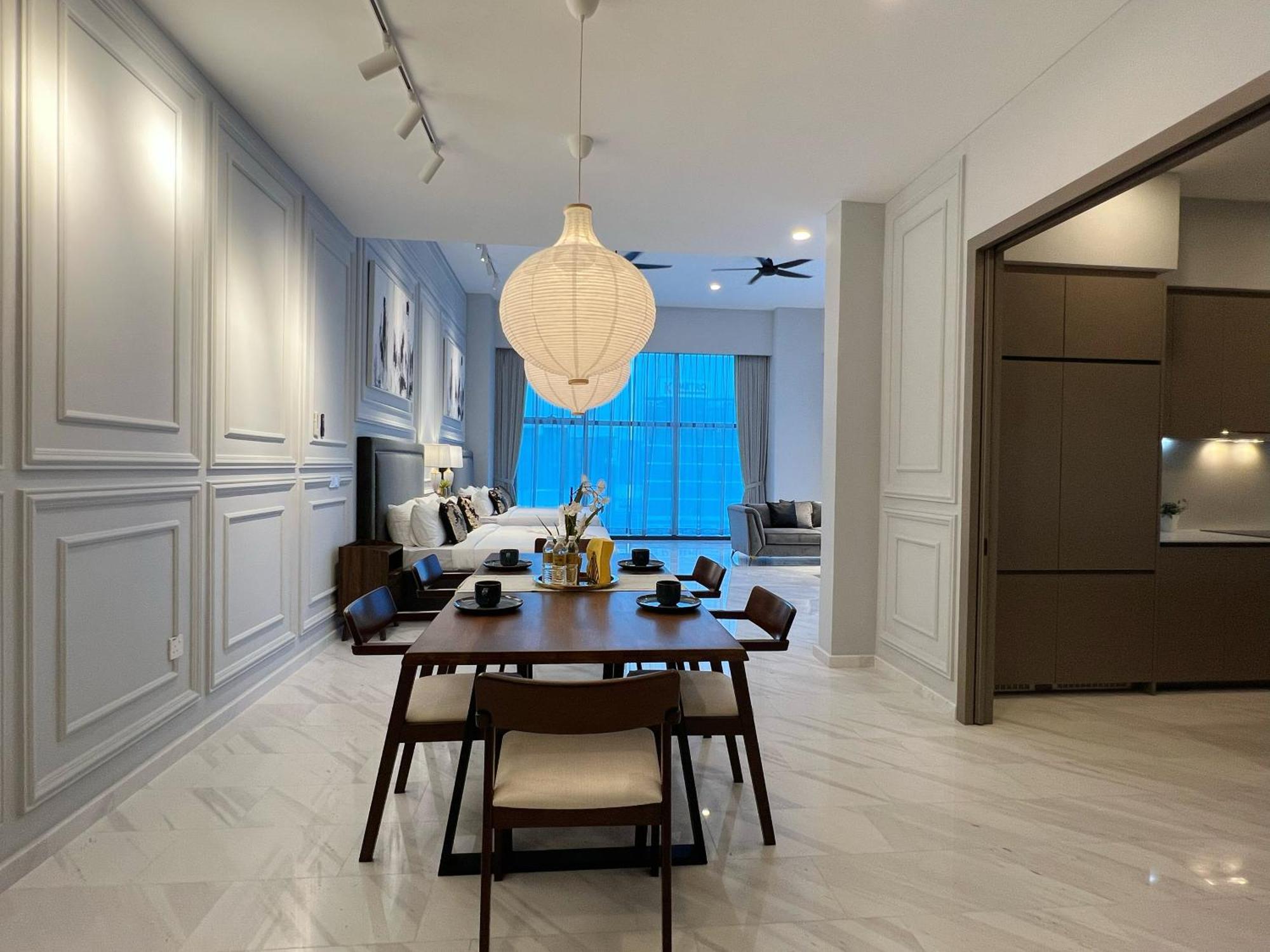 Eaton Residences Klcc By Wsd Apartment