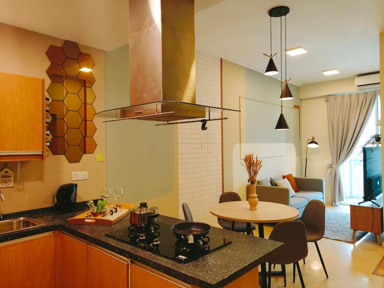 Apartment 231tr By Plush *