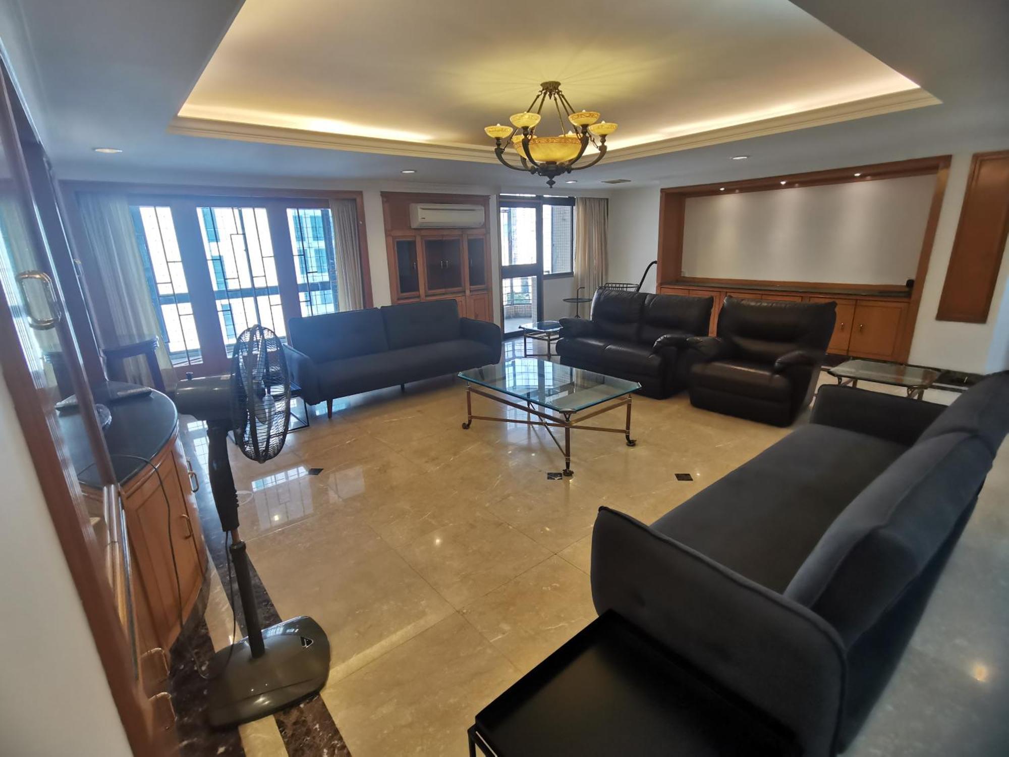 Fahrenheit88 2minspavilionkl Trx By Abby Appartement