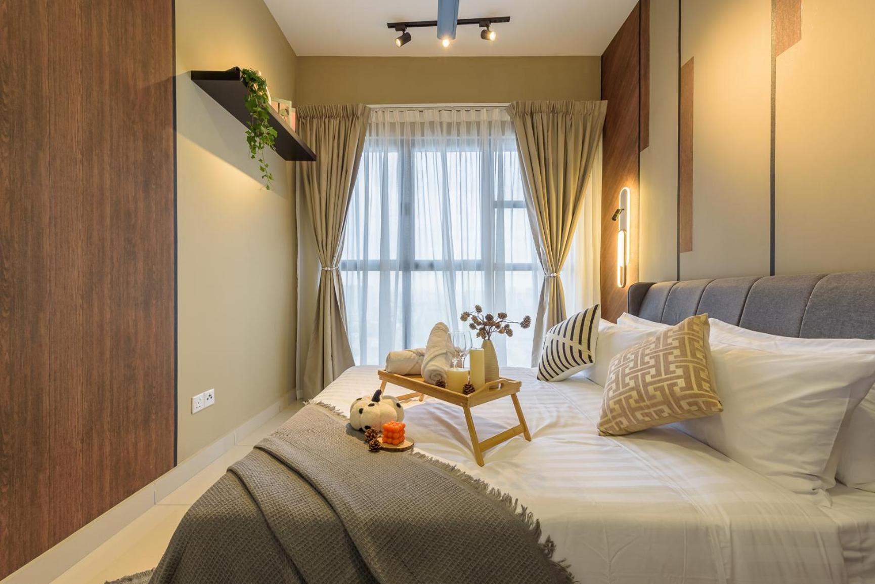 Tallest Concept Theme Klcc Apartment