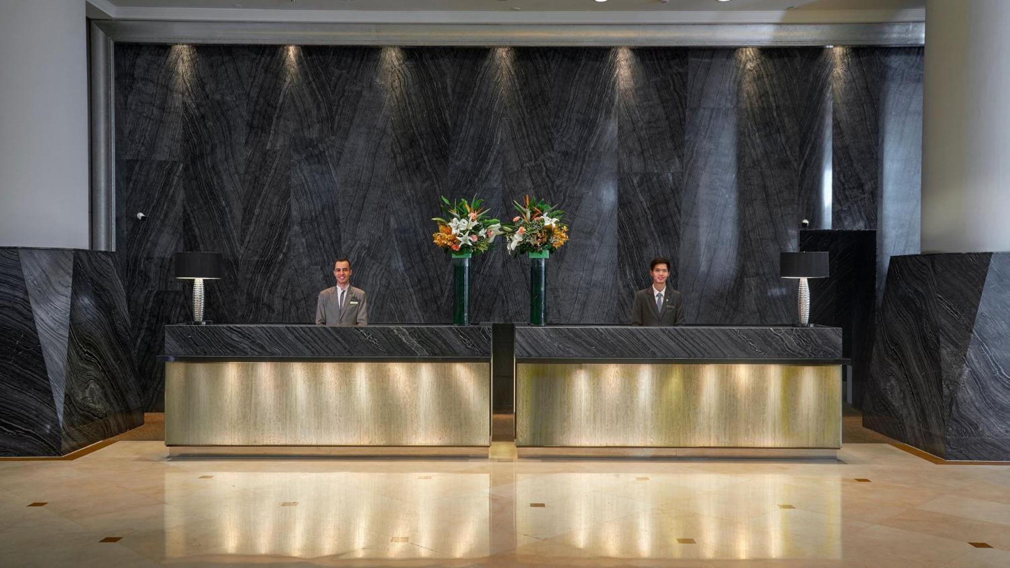Intercontinental By Ihg Khách sạn