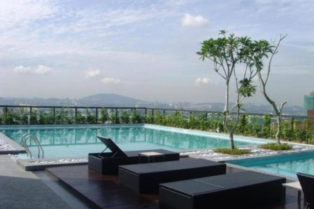 Bukit Bintang Homestay, 1min To Pavilion, Fit Up 7-8 Pax, 2b2r Apartment *