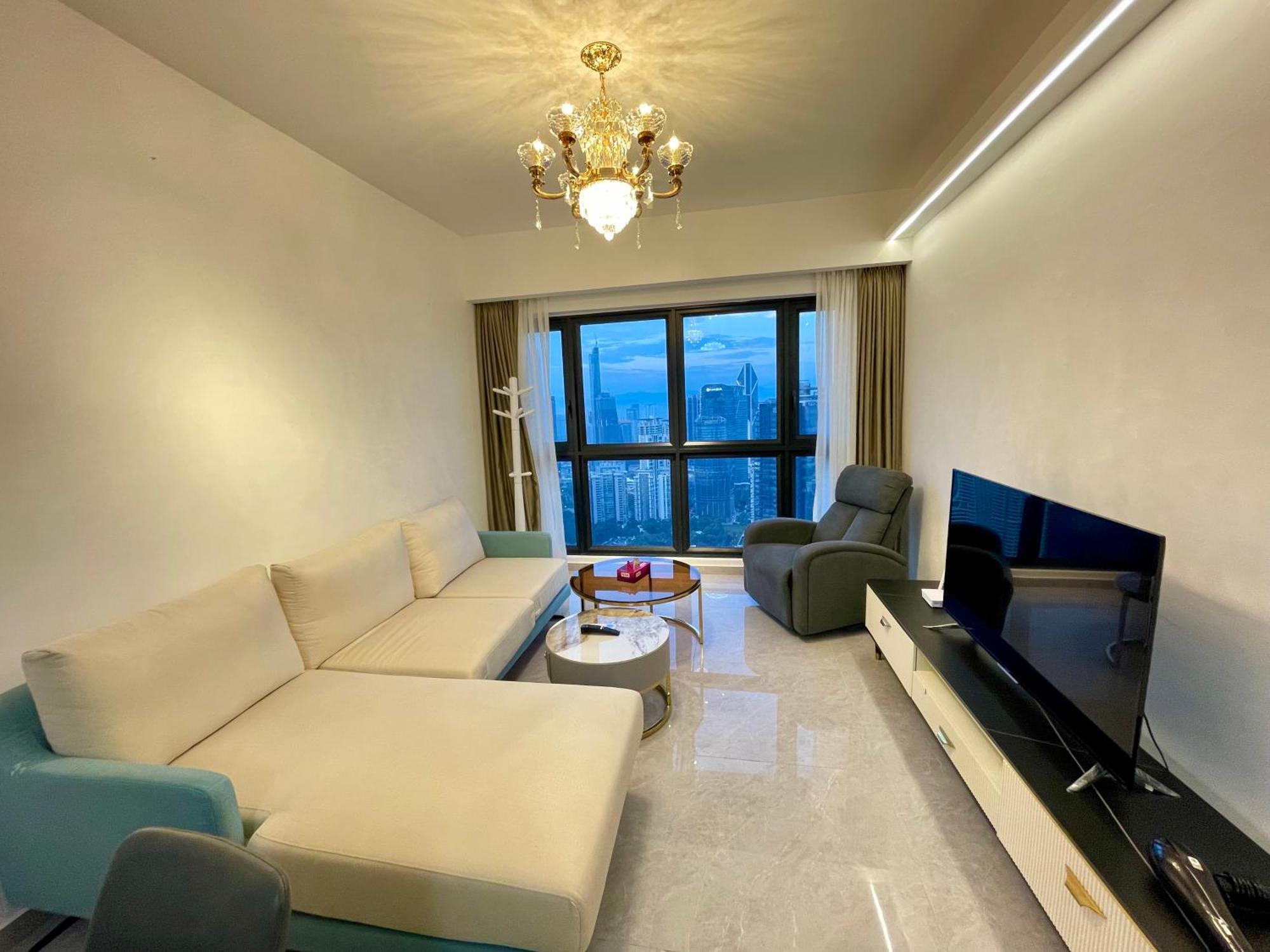 Agile Cozy Kl Apartment