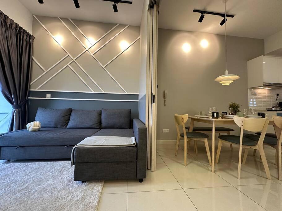 Continew Residences By Romeo Appartement *