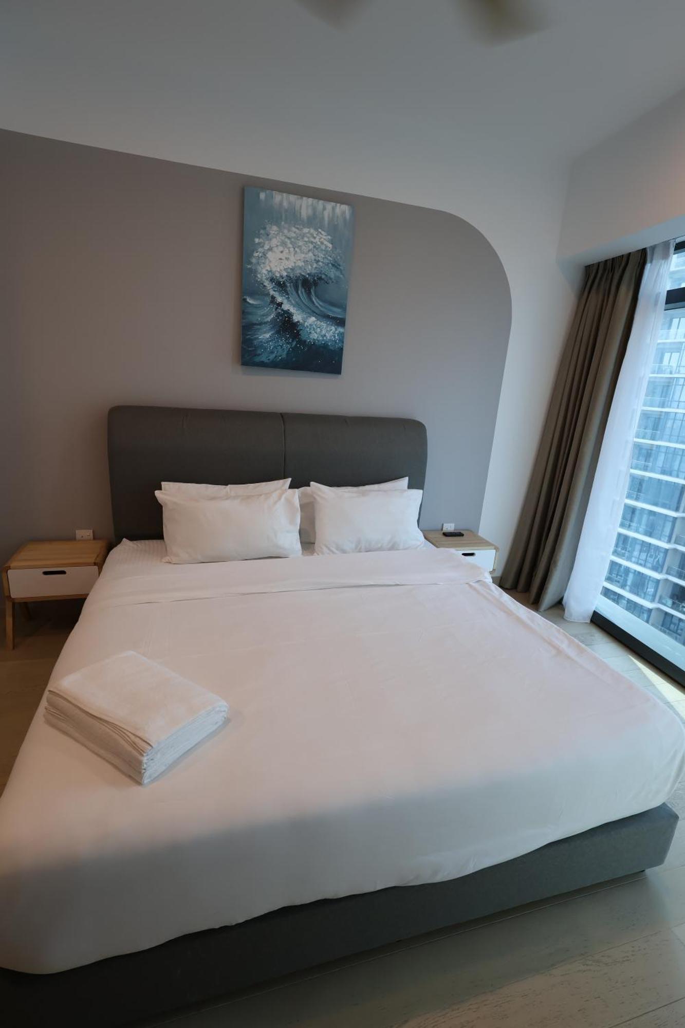 Eaton By Nexus Apartment *