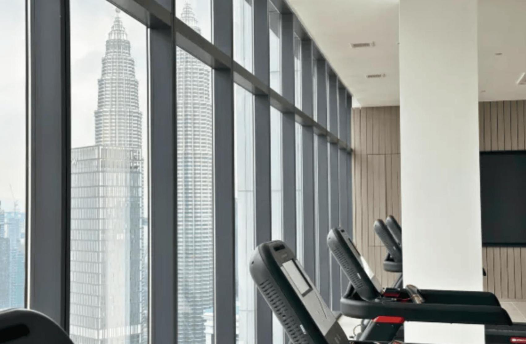 The Platinum Klcc 2 *