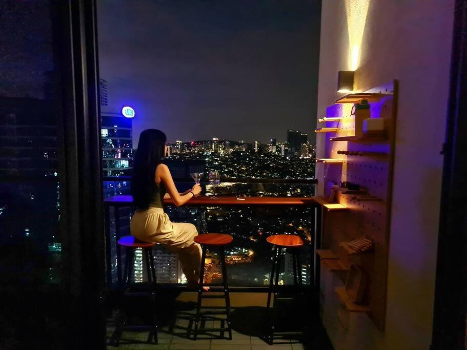 Skyview Studio, Est Bangsar, High View For 2 *