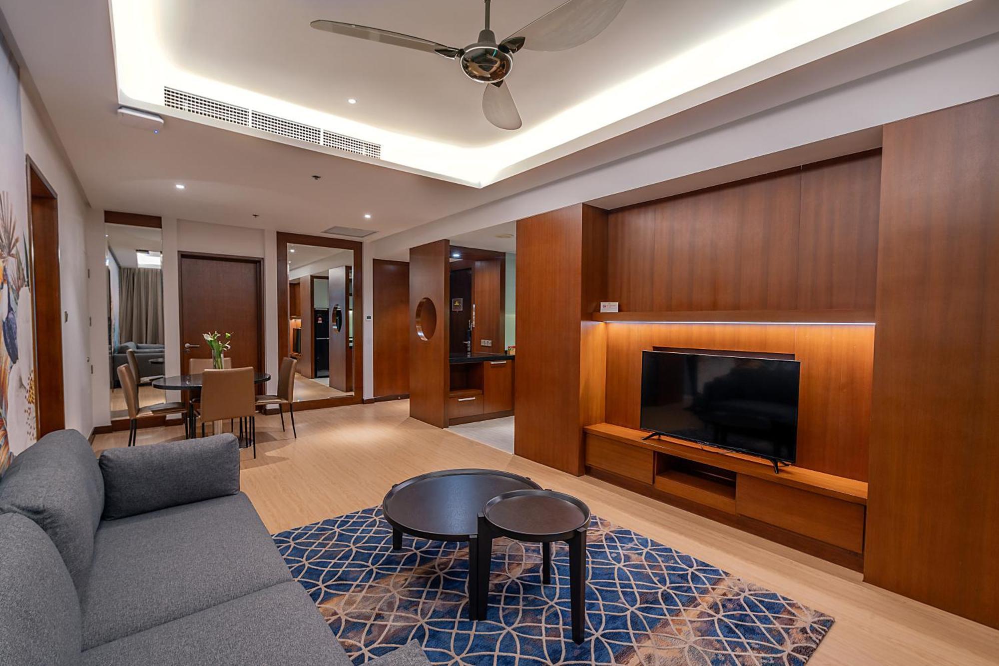 St Giles Gardens Residences 5*