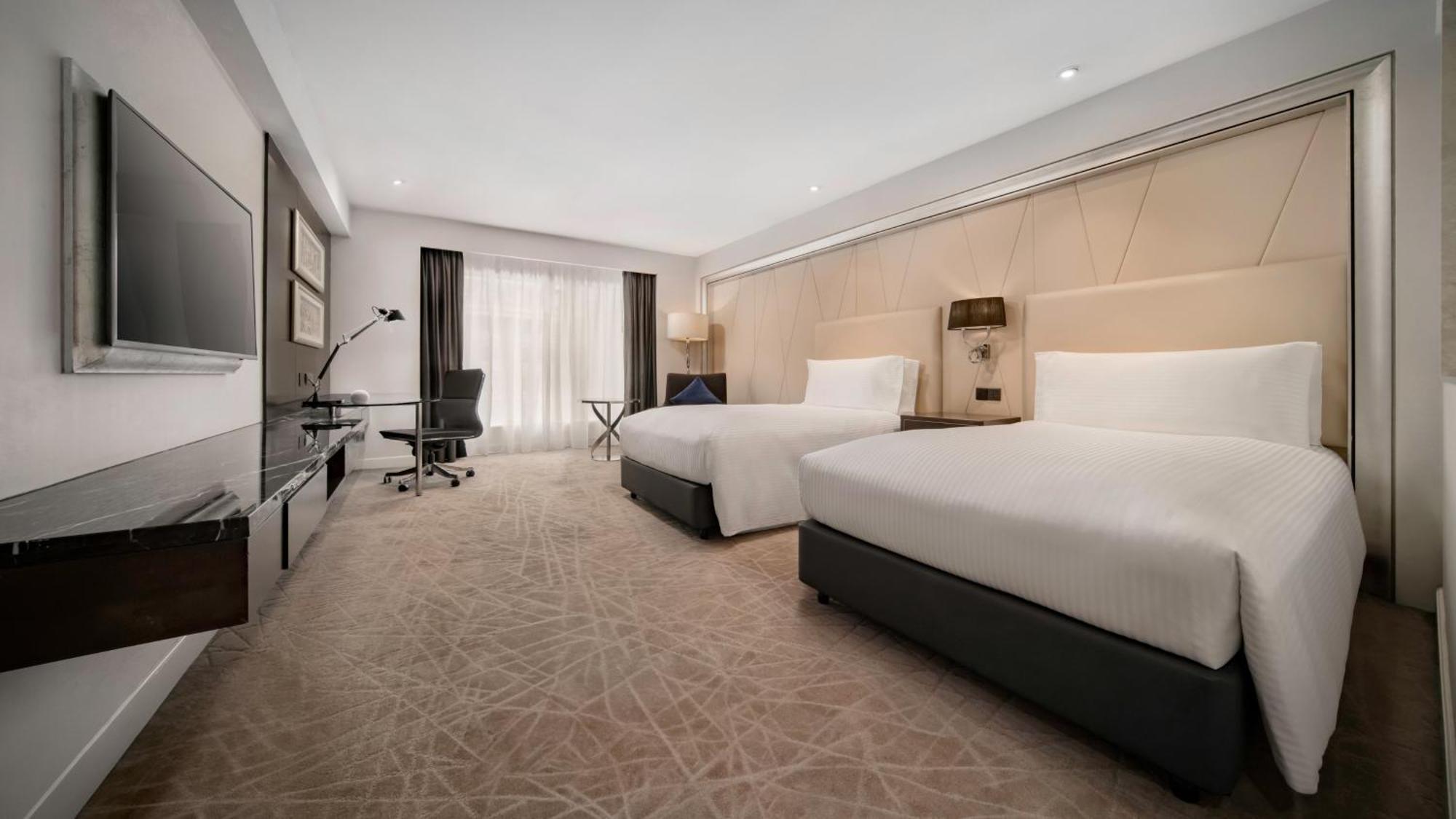 Intercontinental By Ihg 5*