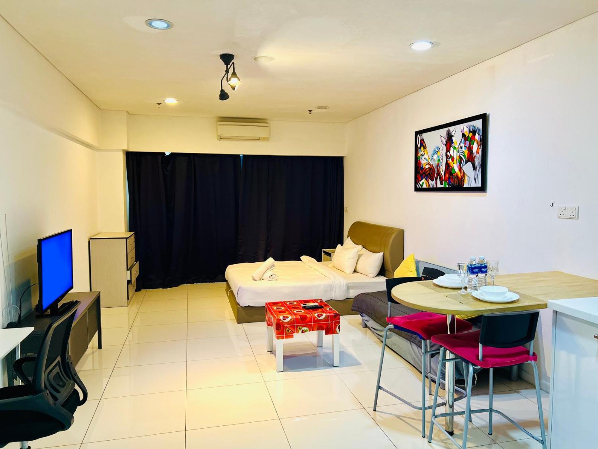 Summer Kl Apartment