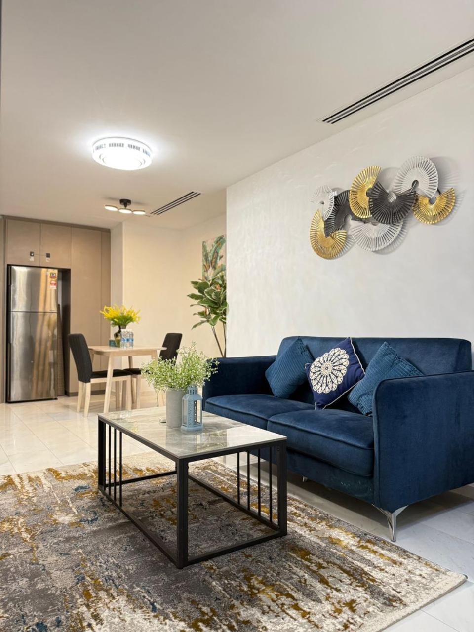 Eaton By Nexus *