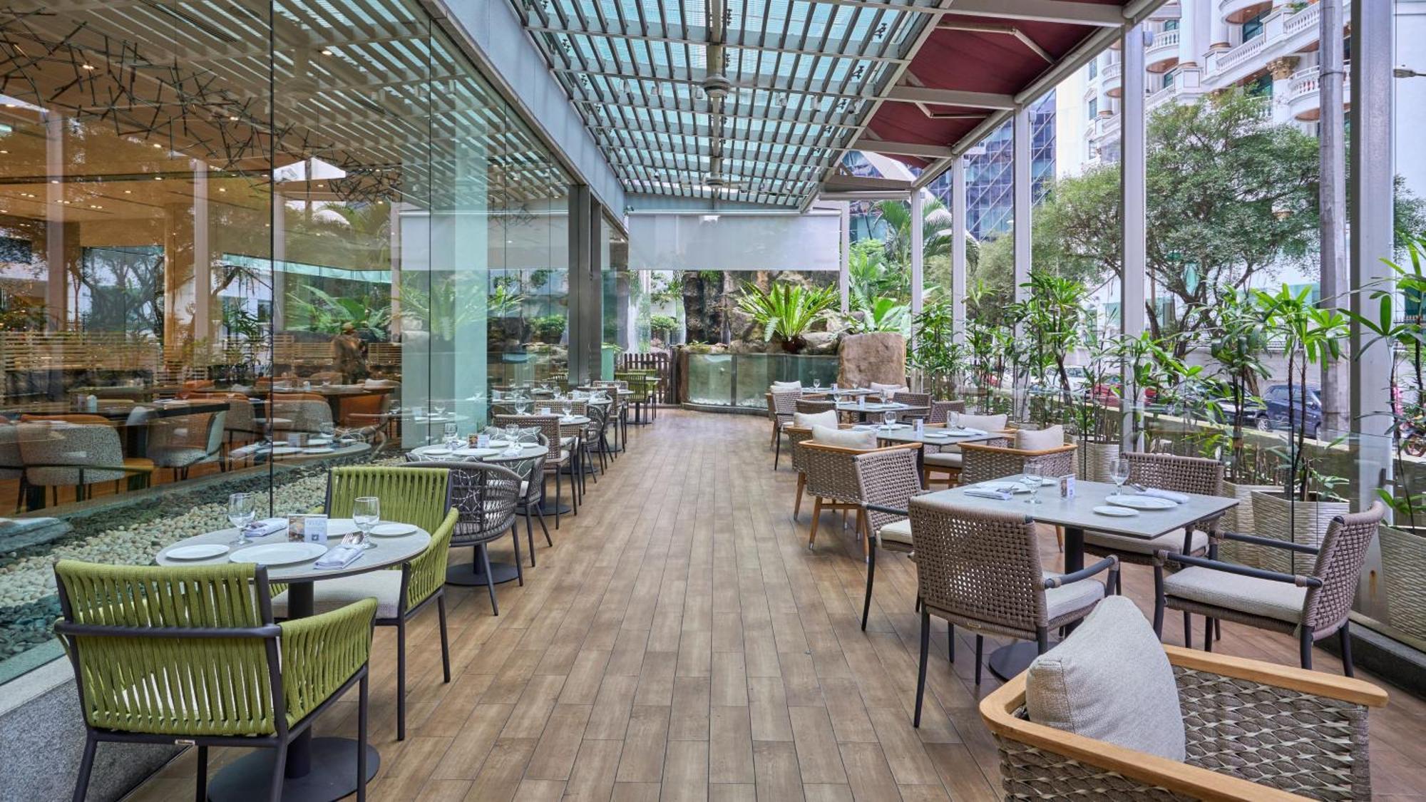 Intercontinental By Ihg Khách sạn