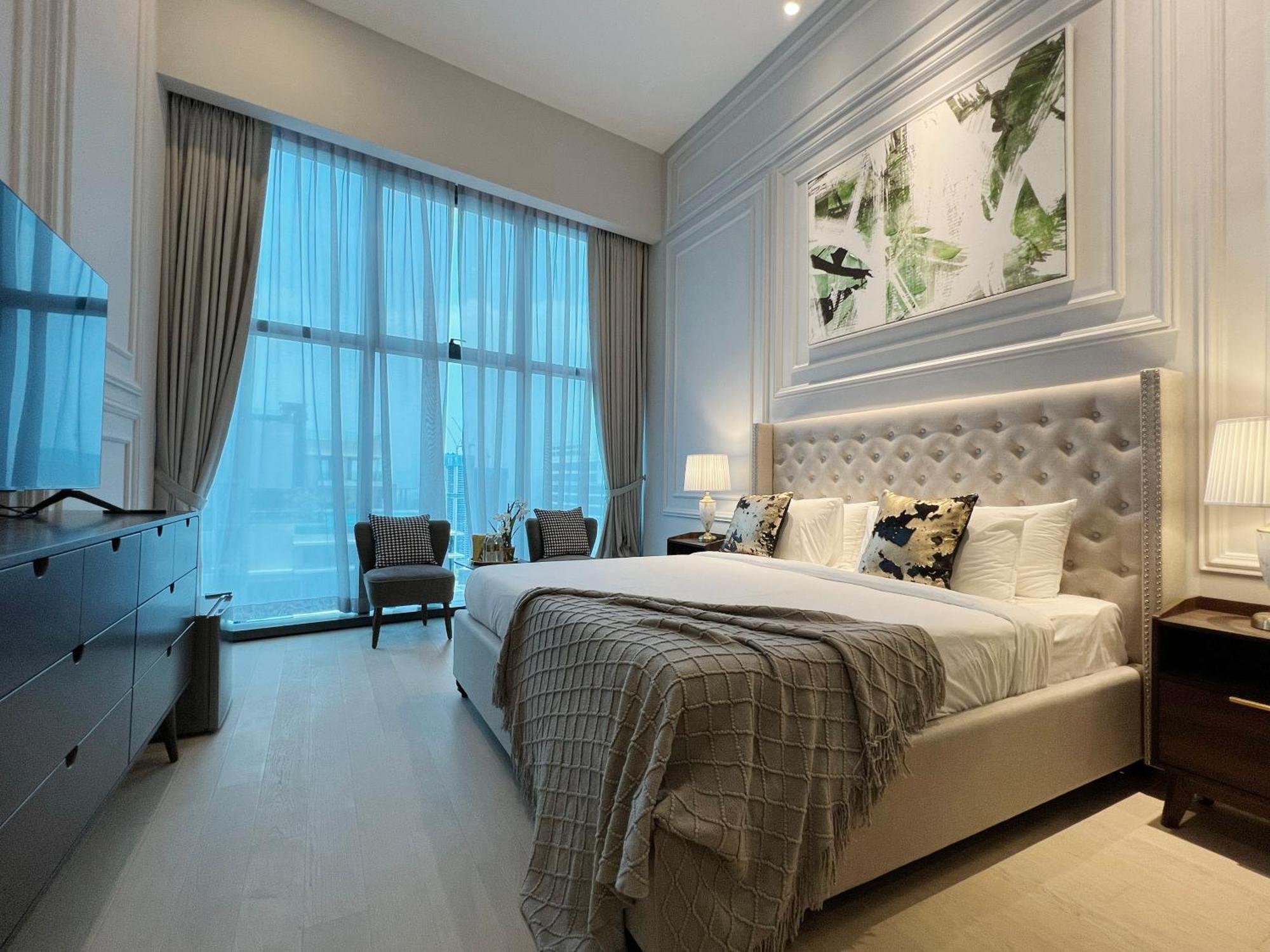 The Eaton Residences By Times 8 *