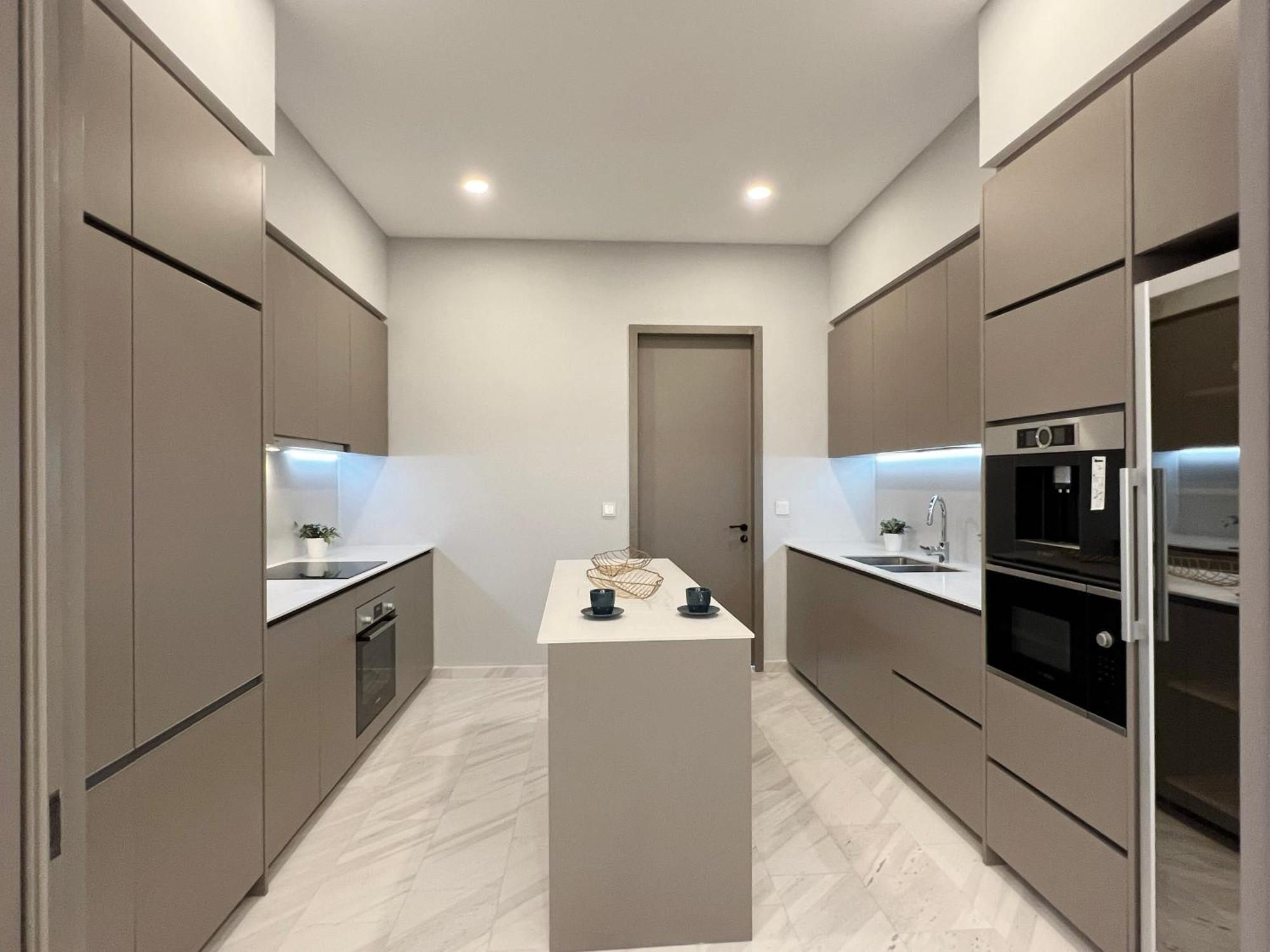 Apartment The Eaton Residences By Times 8