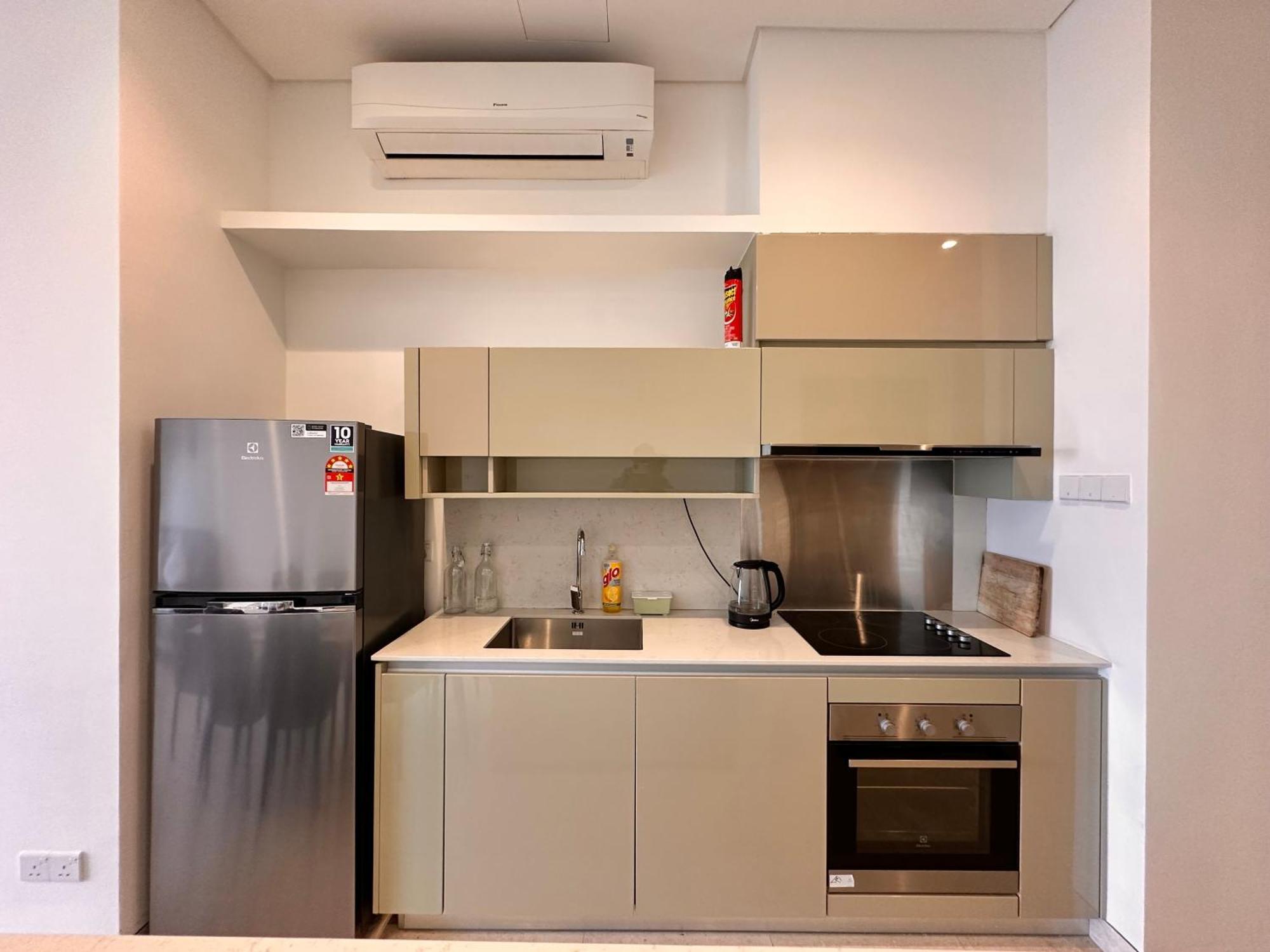 Apartment Lucentia Residences Bbcc *
