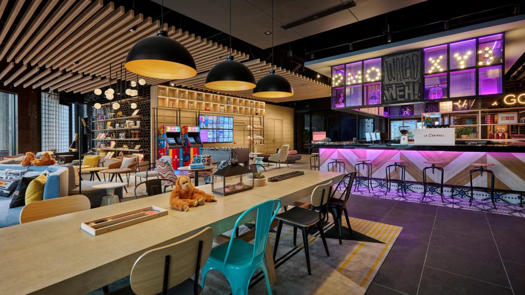 Hotel Moxy Chinatown