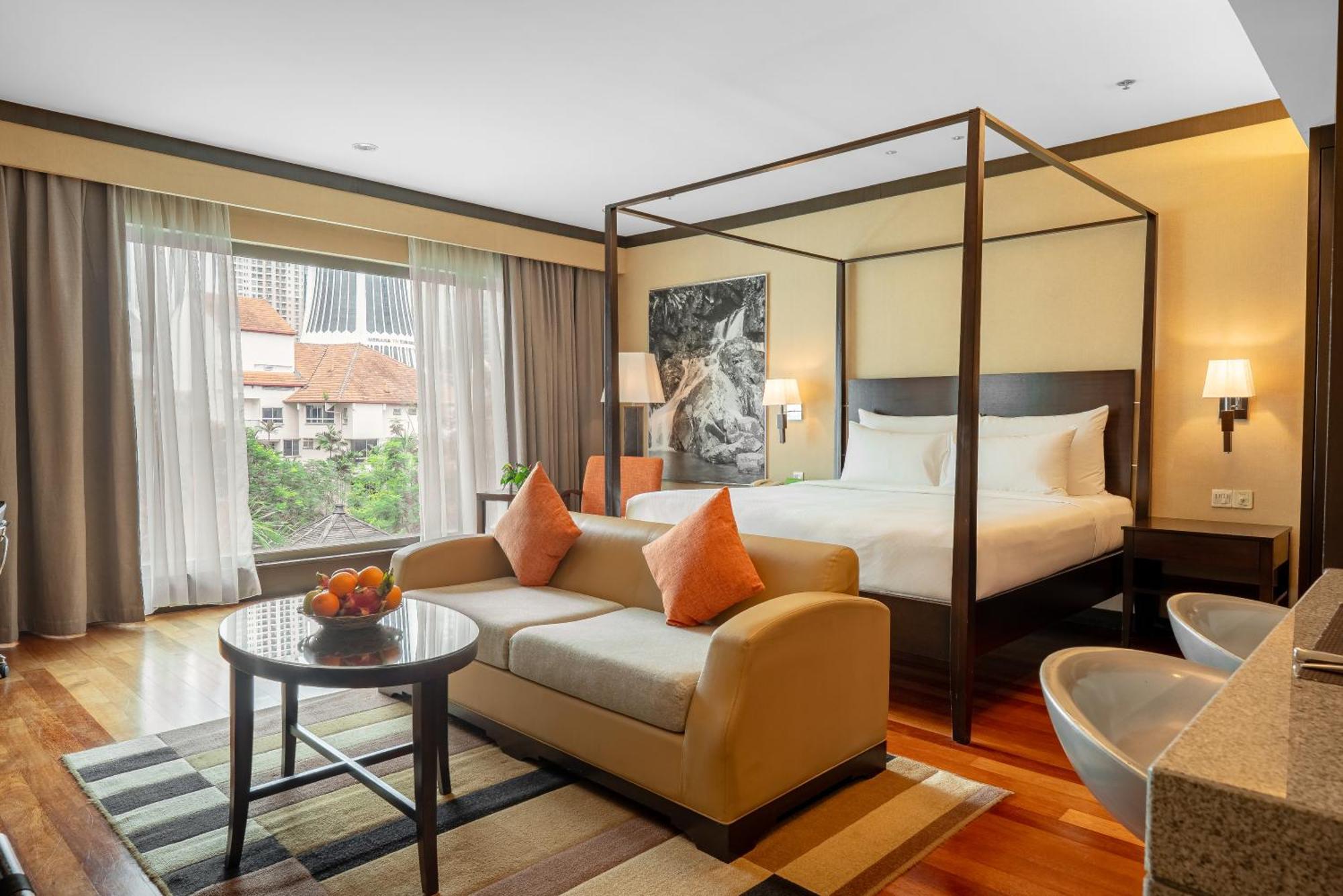 Khách sạn Micasa 5*