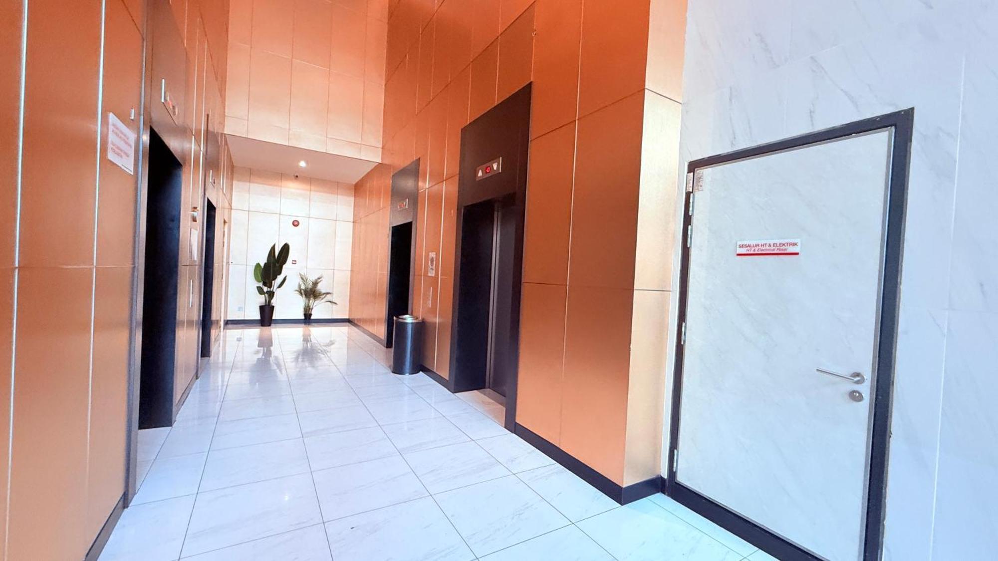 Colony Service Klcc At Sky World Apartemen Kuala Lumpur