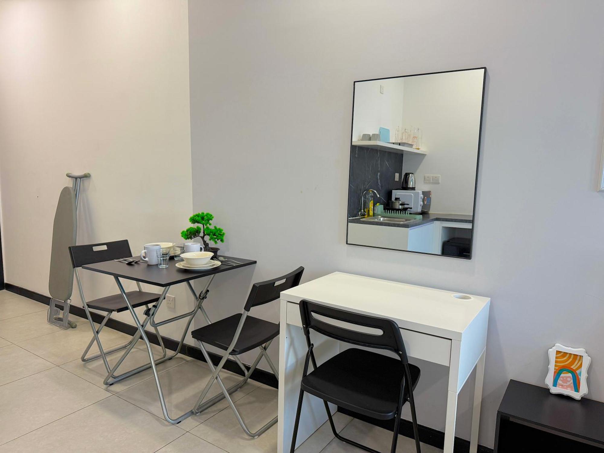 Neu By Serenity Homes Near Gleneagles, Klcc & Lrt Apartemen *