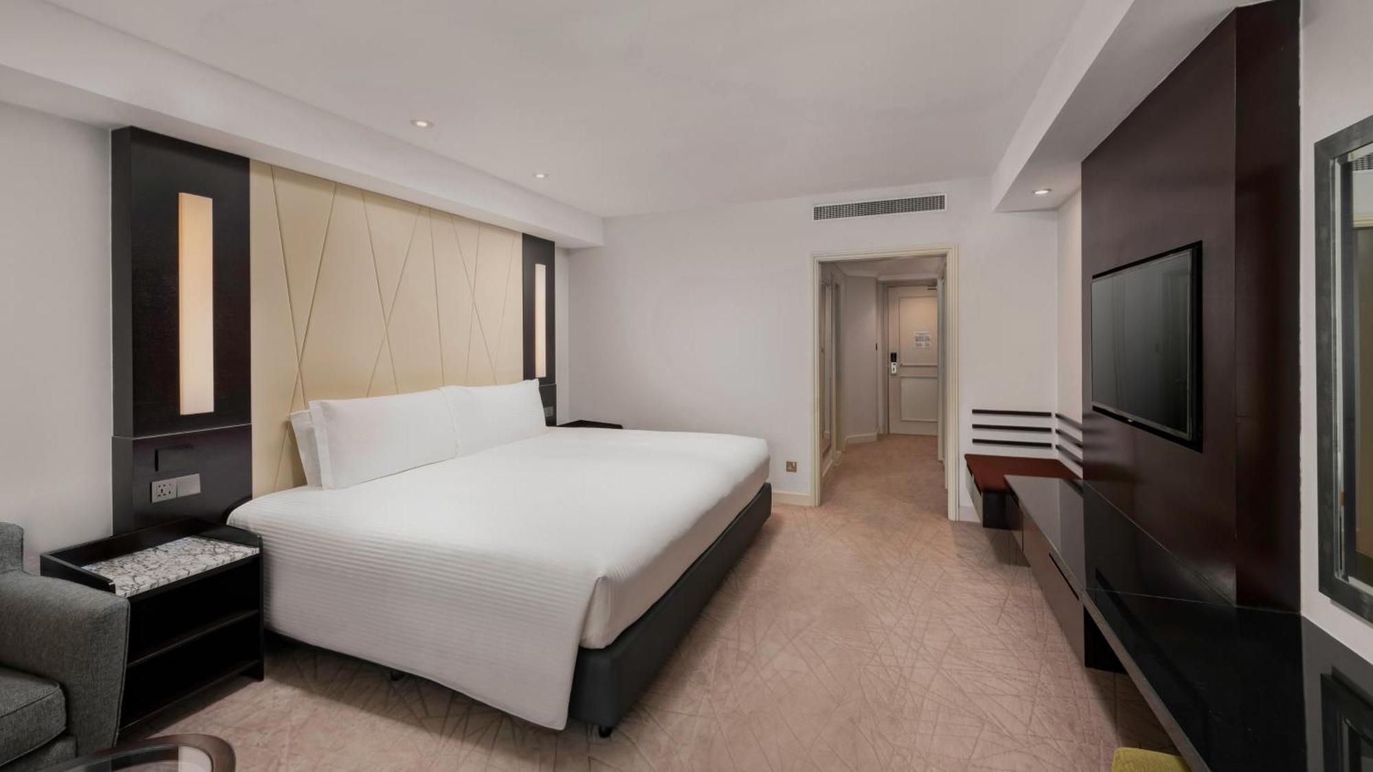 Intercontinental By Ihg 5*